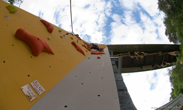 20100529105400.jpg - AREA 47