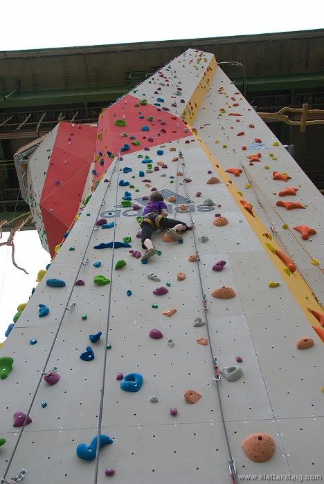 20100529112637.jpg - AREA 47