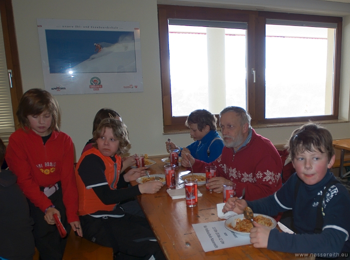 20100223122607.jpg - Spaghettipause