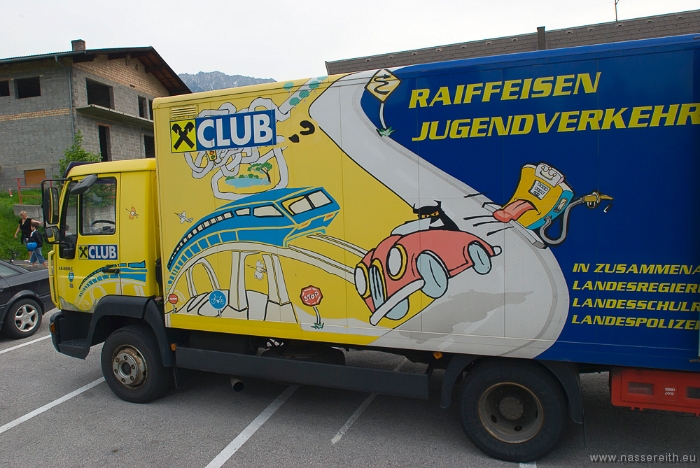 20100610091710.jpg - Alle Kinder halten jetzt ihren Fahrradführerschein in Händen!