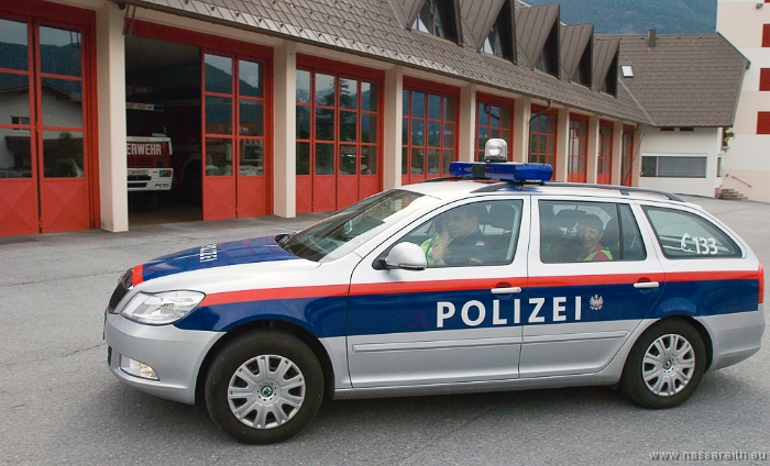 20100610092044.jpg - Alle Kinder halten jetzt ihren Fahrradführerschein in Händen!