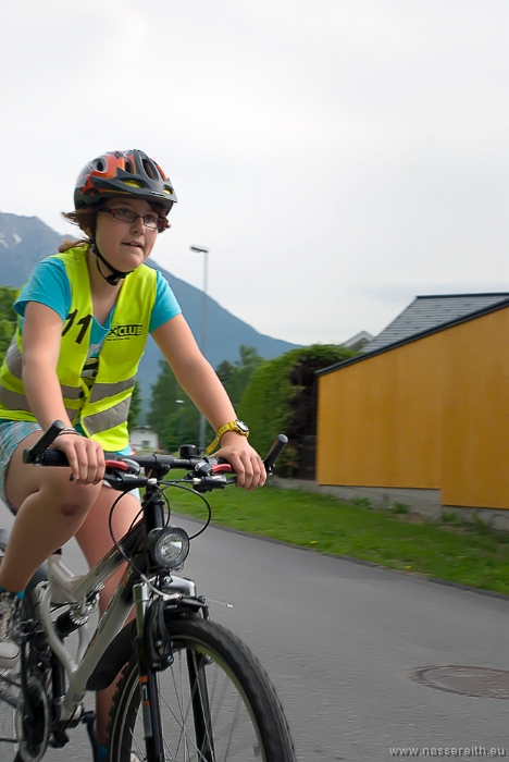 20100610092958.jpg - Alle Kinder halten jetzt ihren Fahrradführerschein in Händen!