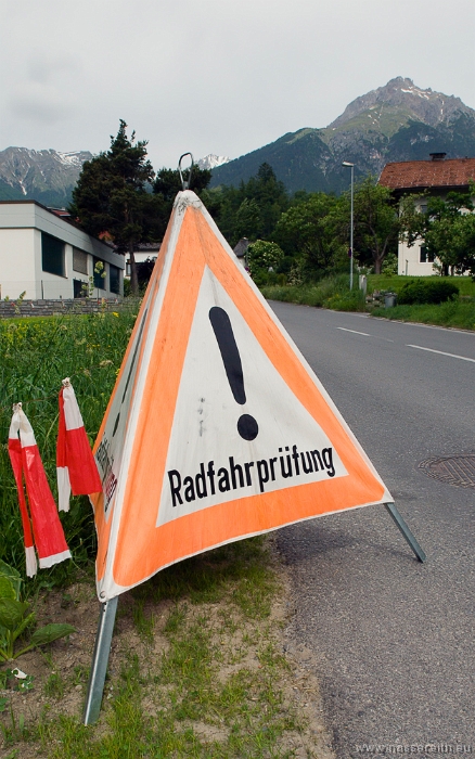 20100610093733.jpg - Alle Kinder halten jetzt ihren Fahrradführerschein in Händen!