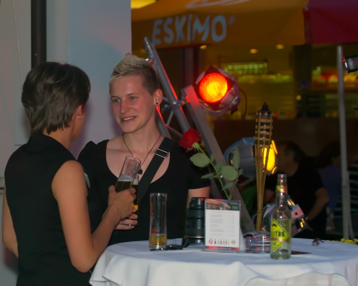 20100703211126.jpg - Rastland Veranstaltung mit black + white dresscode