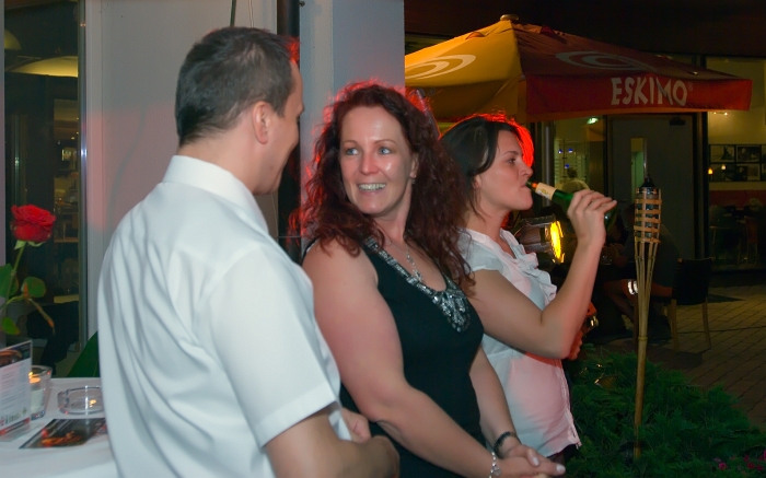 20100703221959.jpg - Rastland Veranstaltung mit black + white dresscode